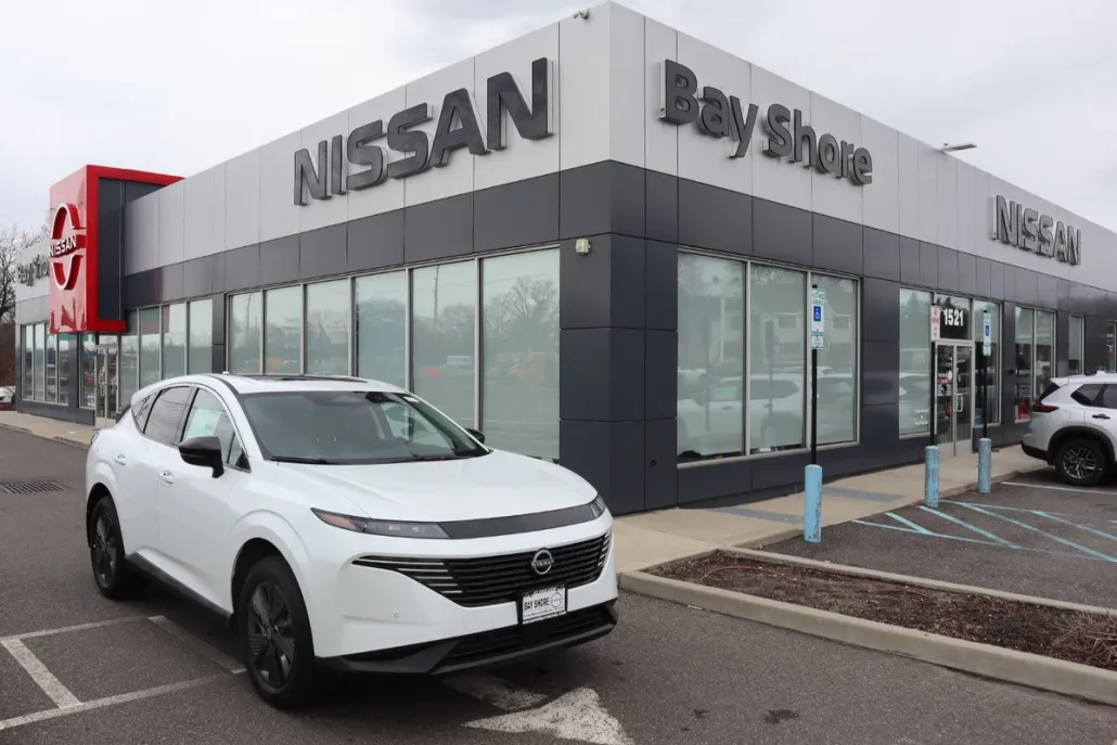 2025 Nissan Murano SL photo 1
