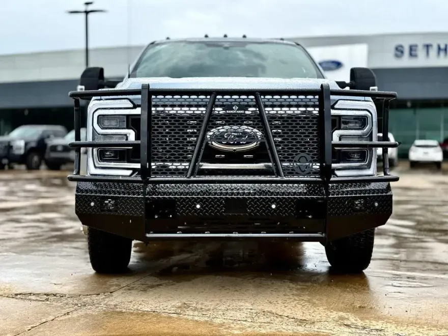 2025 Ford F-350 photo 1