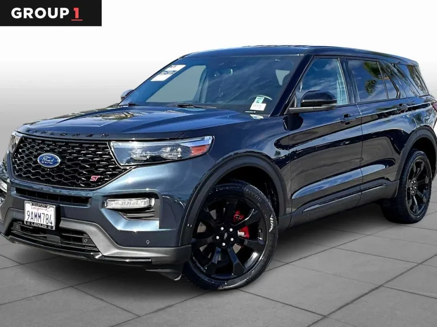 2022 Ford Explorer ST photo 1
