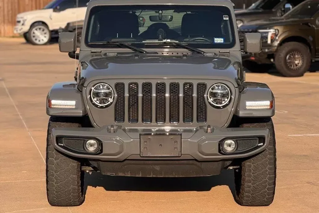 2022 Jeep Wrangler Unlimited Sahara High Altitude photo 1