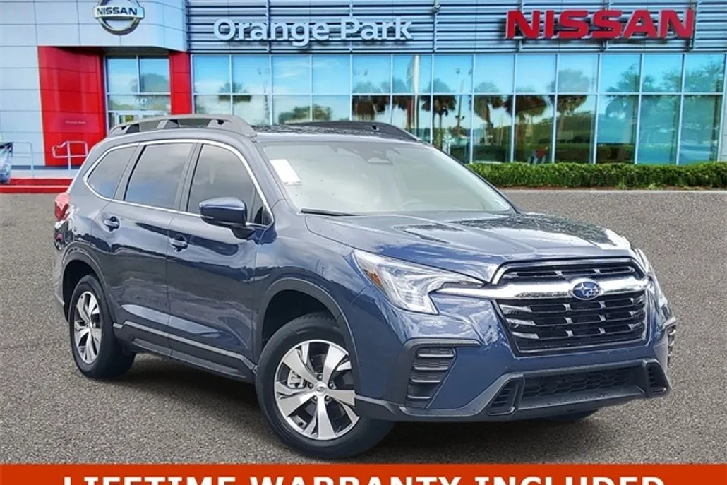 2025 Subaru Ascent Premium photo 1