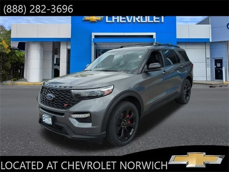 2022 Ford Explorer ST photo 1