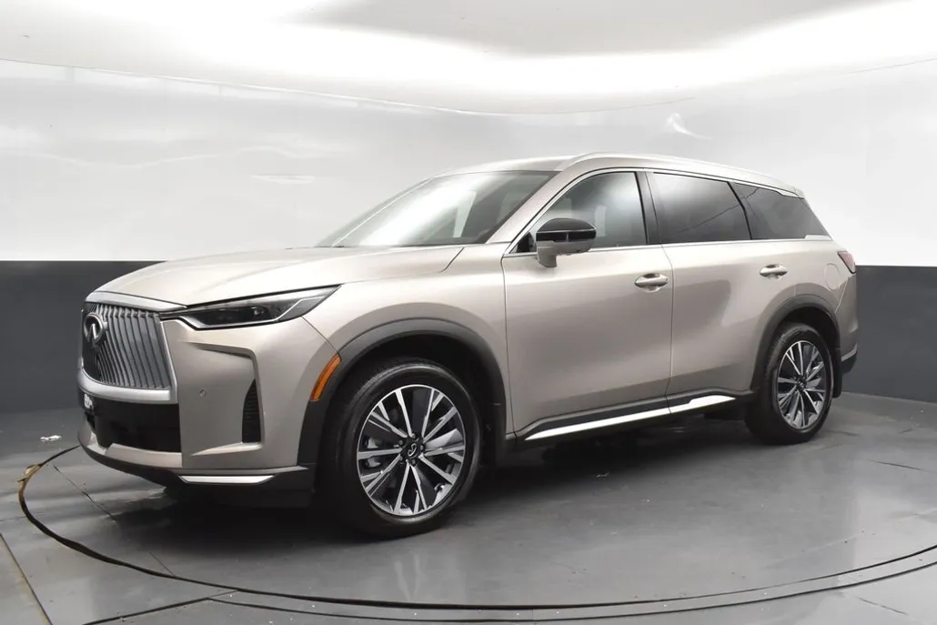 2026 Infiniti QX60 Luxe photo 1