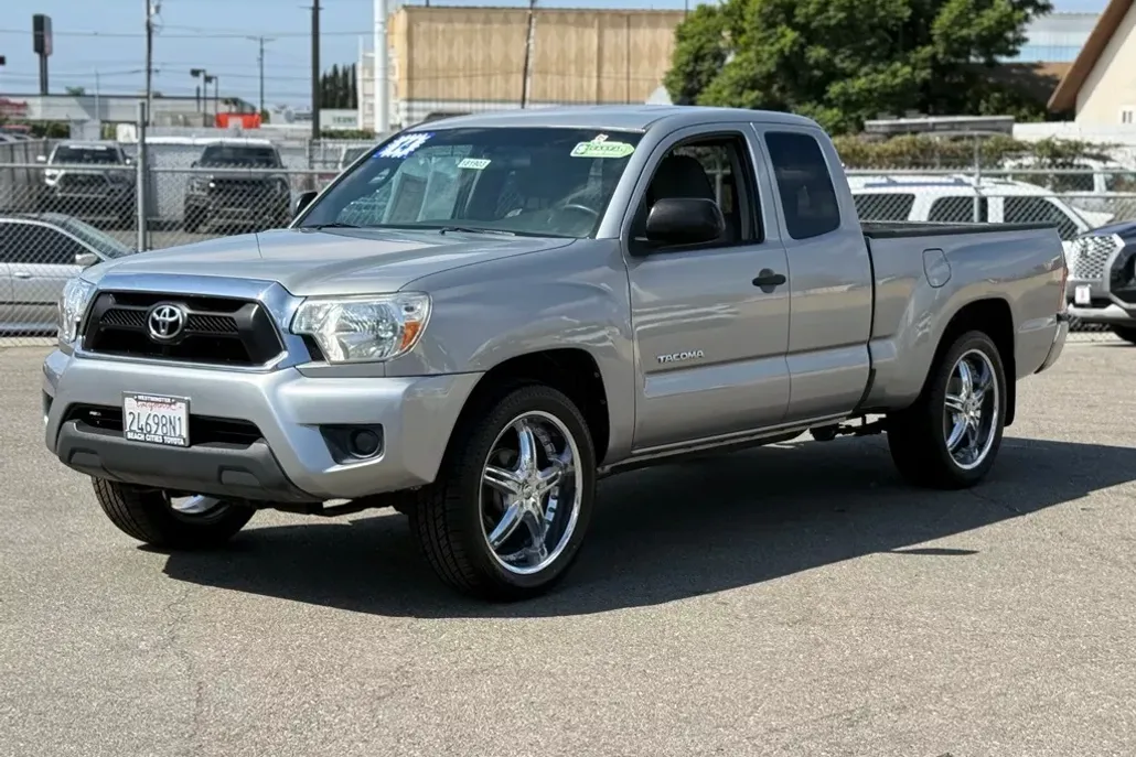 2014 Toyota Tacoma Base photo 1