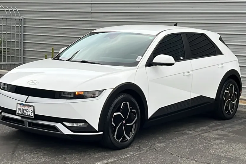 2022 Hyundai Ioniq 5 SE photo 1