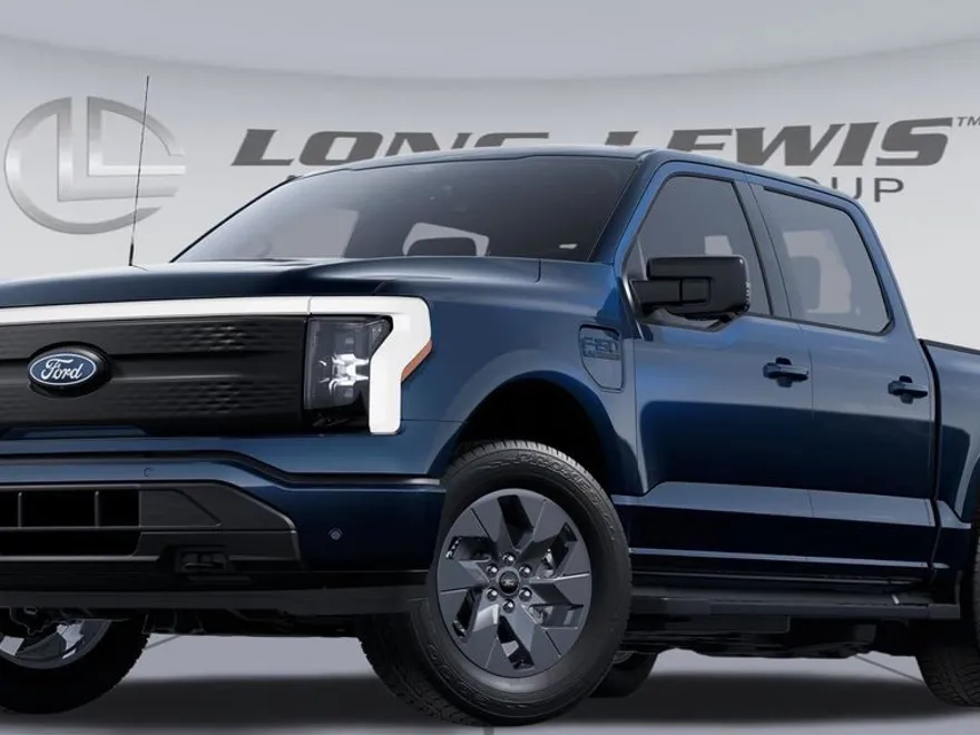 2025 Ford F-150 Lightning photo 1