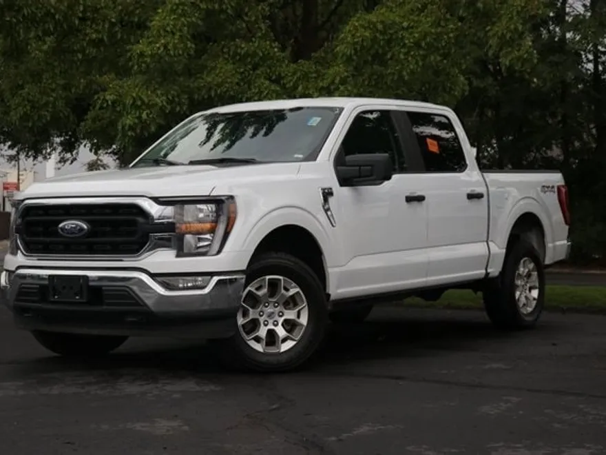 2023 Ford F-150 XL photo 1