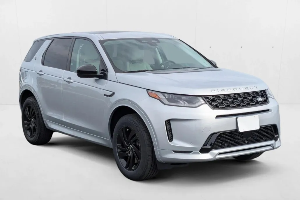 2024 Land Rover Discovery Sport S photo 1