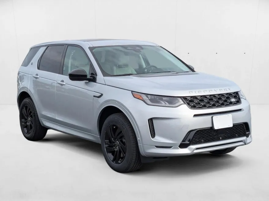 2024 Land Rover Discovery Sport S photo 1