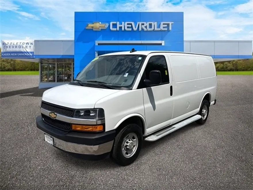 2022 Chevrolet Express Cargo 2500 photo 1