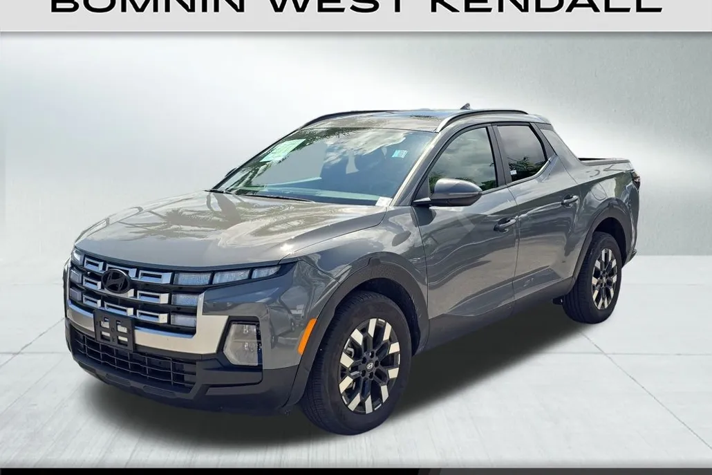 2025 Hyundai Santa Cruz SEL Activity photo 1
