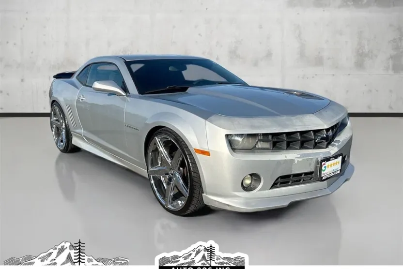 2011 Chevrolet Camaro 1LT photo 1