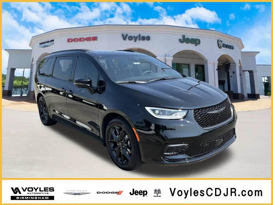 2026 Chrysler Pacifica Limited photo 1