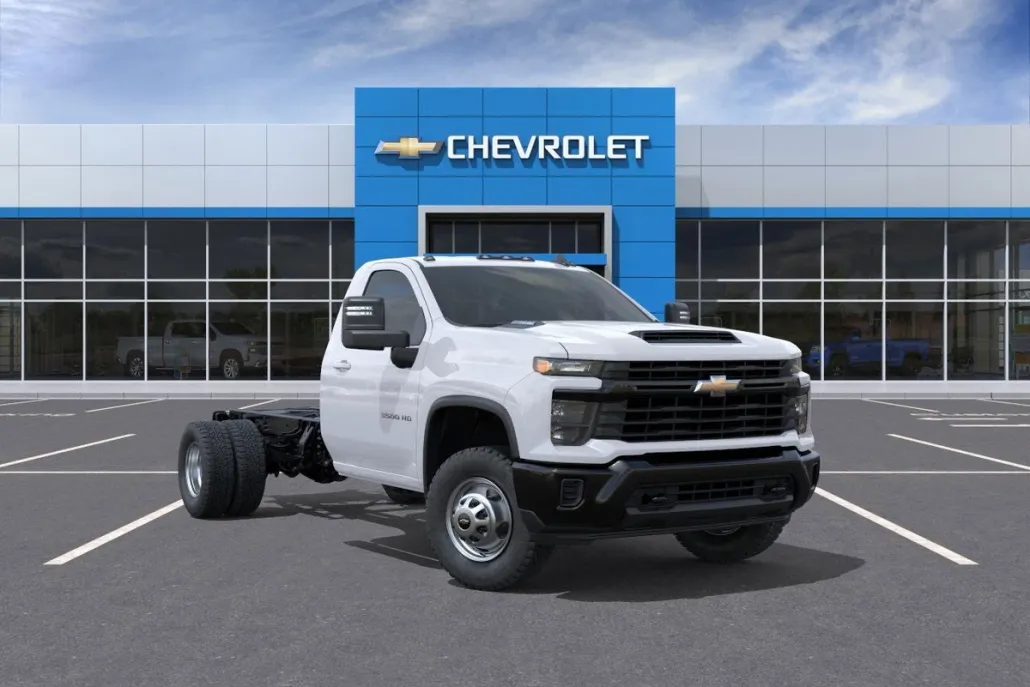 2025 Chevrolet Silverado 3500HD Work Truck photo 1