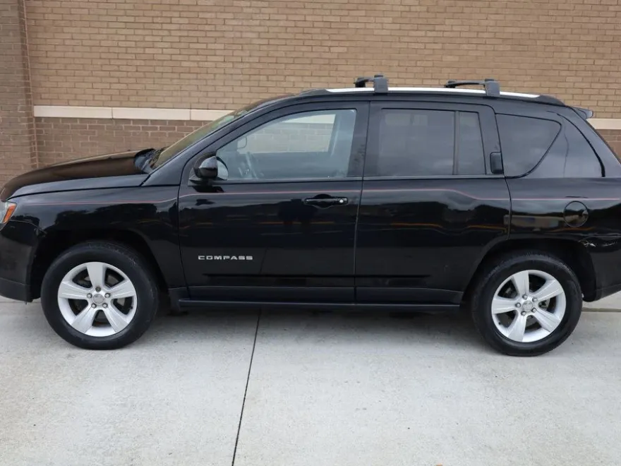 2015 Jeep Compass Latitude High Altitude photo 1