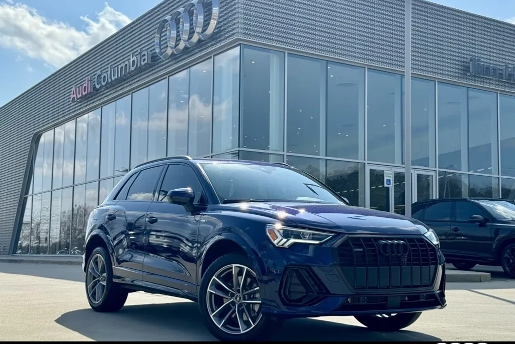 2025 Audi Q3 Premium S line photo 1
