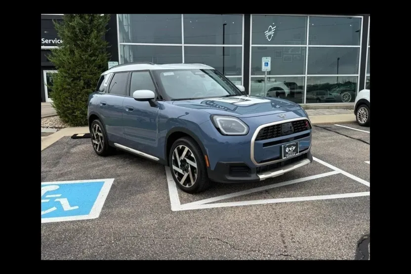 2025 Mini Countryman ALL4 S photo 1