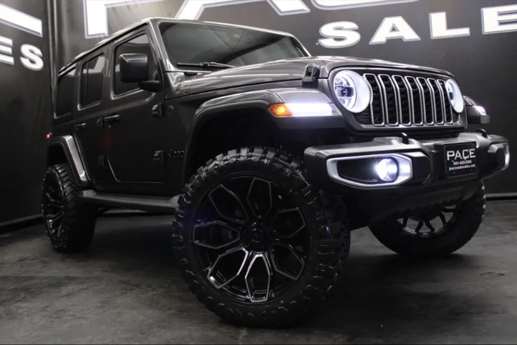 2025 Jeep Wrangler Sahara photo 1