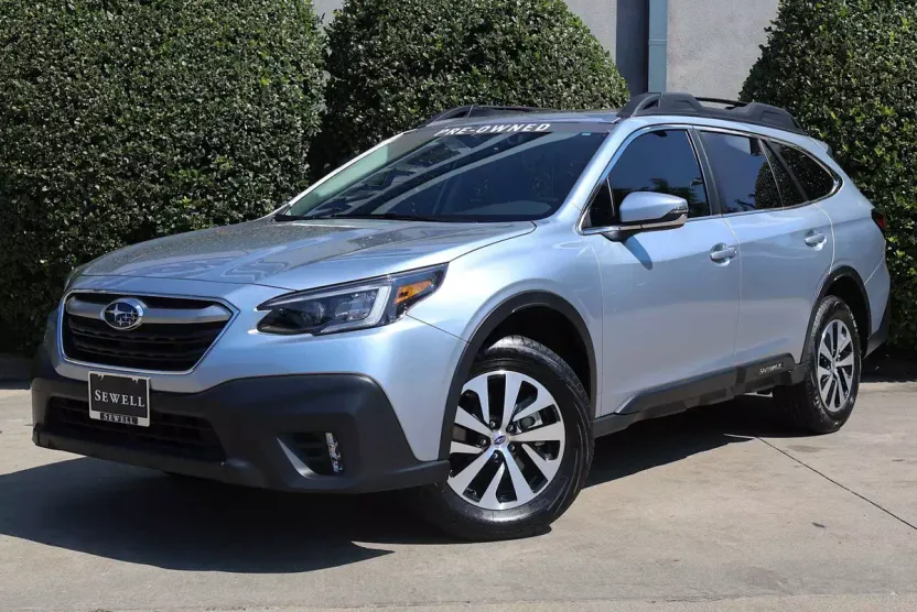 2022 Subaru Outback Premium photo 1