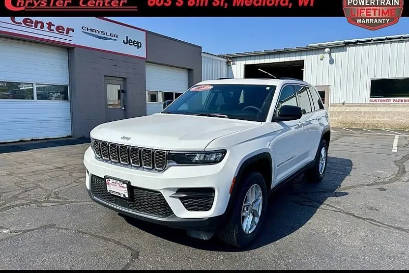 2025 Jeep Grand Cherokee Laredo Altitude photo 1