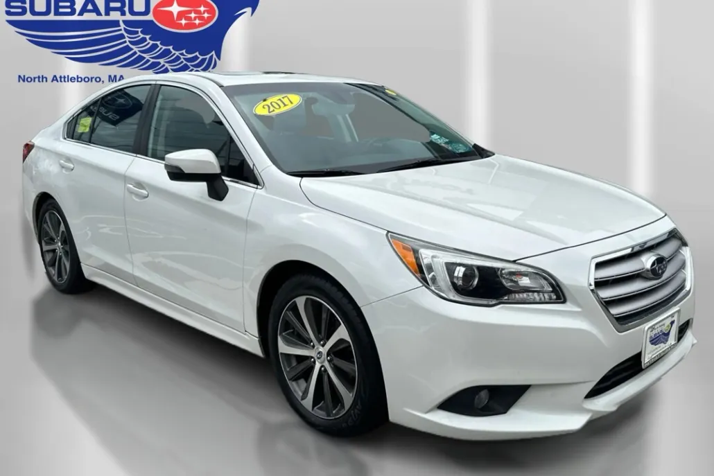 2017 Subaru Legacy Limited photo 1