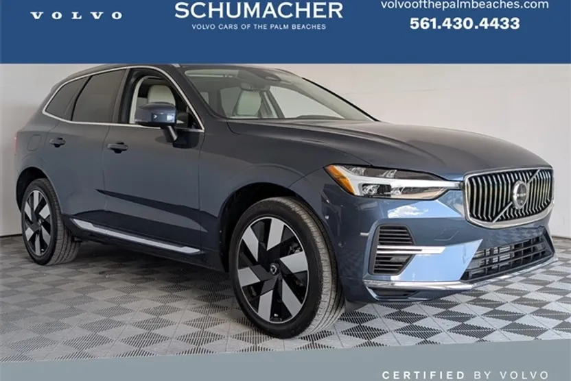 2023 Volvo XC60 Recharge Hybrid T8 Plus photo 1