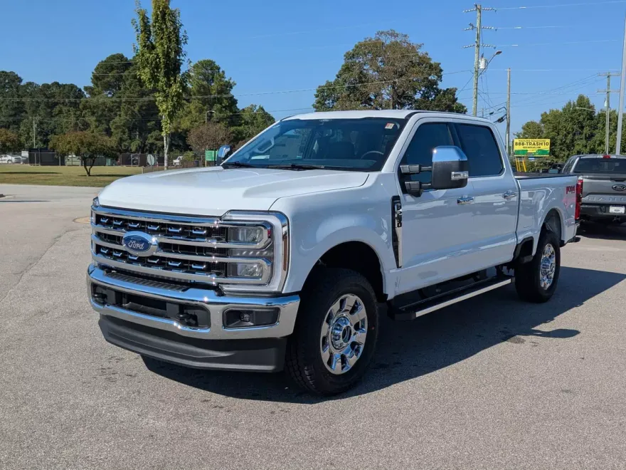 2026 Ford F-250 Lariat photo 1
