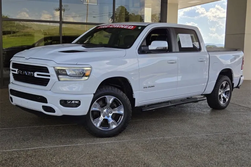 2023 Ram 1500 Laramie photo 1