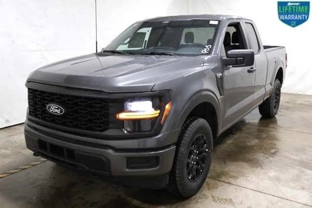 2025 Ford F-150 STX photo 1