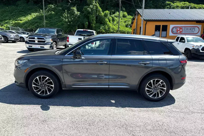 2020 Lincoln Corsair Standard photo 1