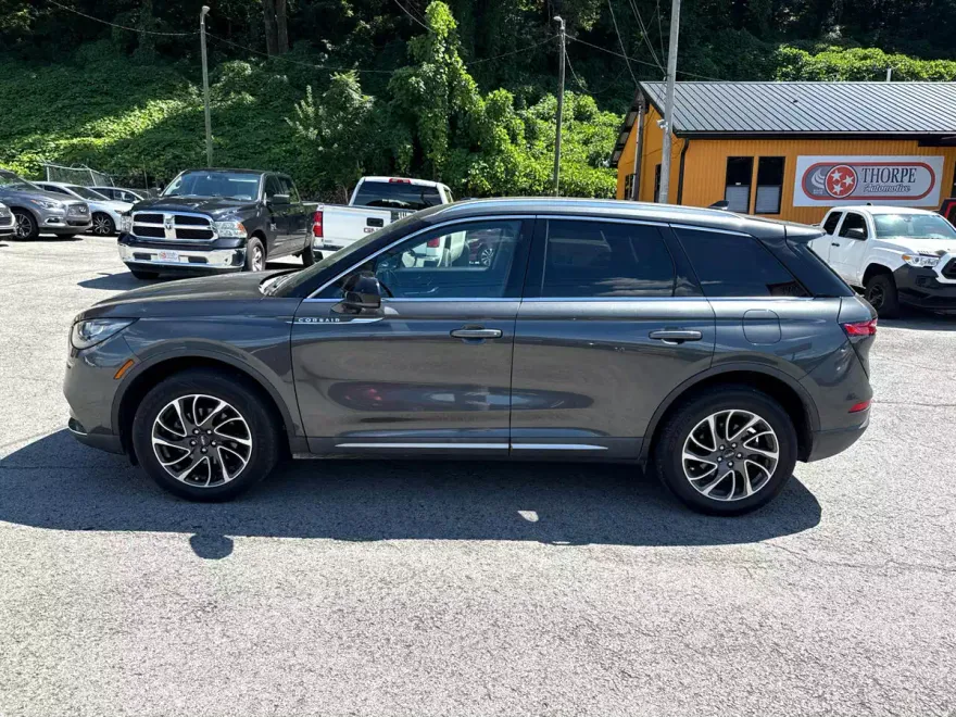 2020 Lincoln Corsair Standard photo 1