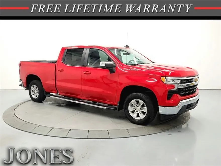 2024 Chevrolet Silverado 1500 LT photo 1