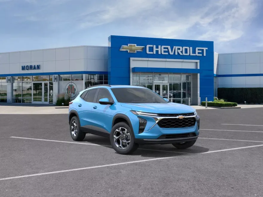 2026 Chevrolet Trax LT photo 1