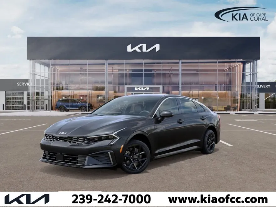 2025 Kia K5 LXS photo 1