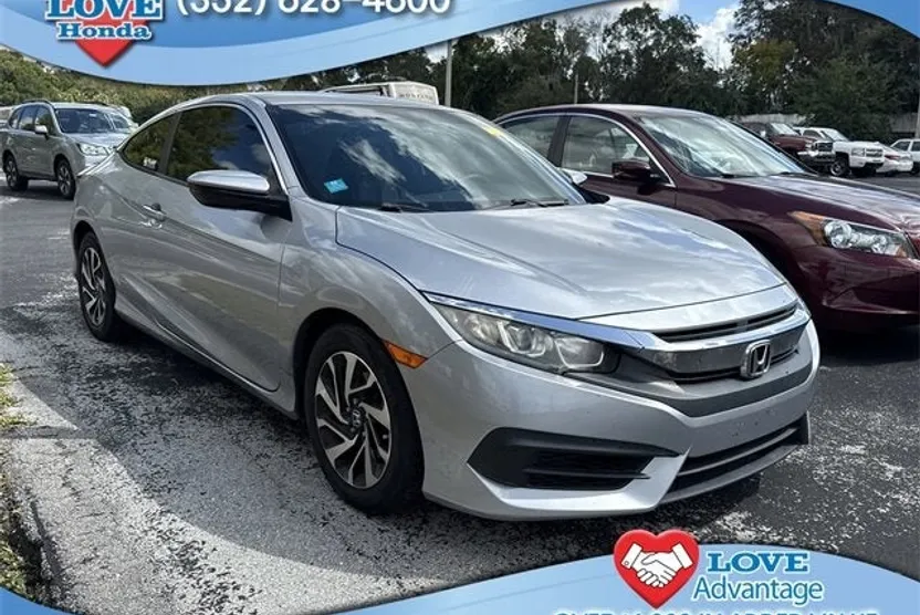 2017 Honda Civic LX photo 1