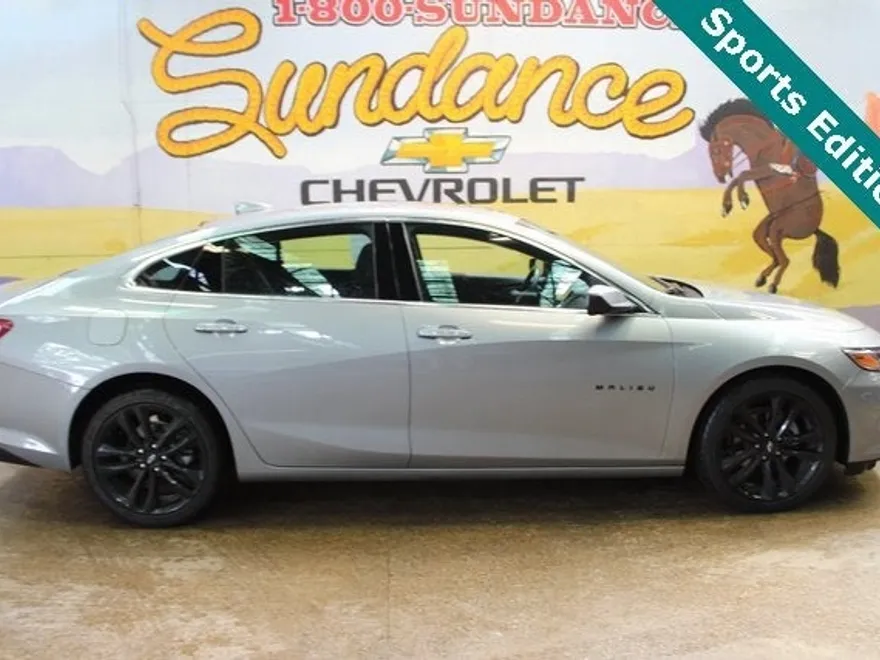 2023 Chevrolet Malibu 1LT photo 1