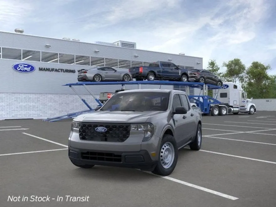 2025 Ford Maverick XL photo 1