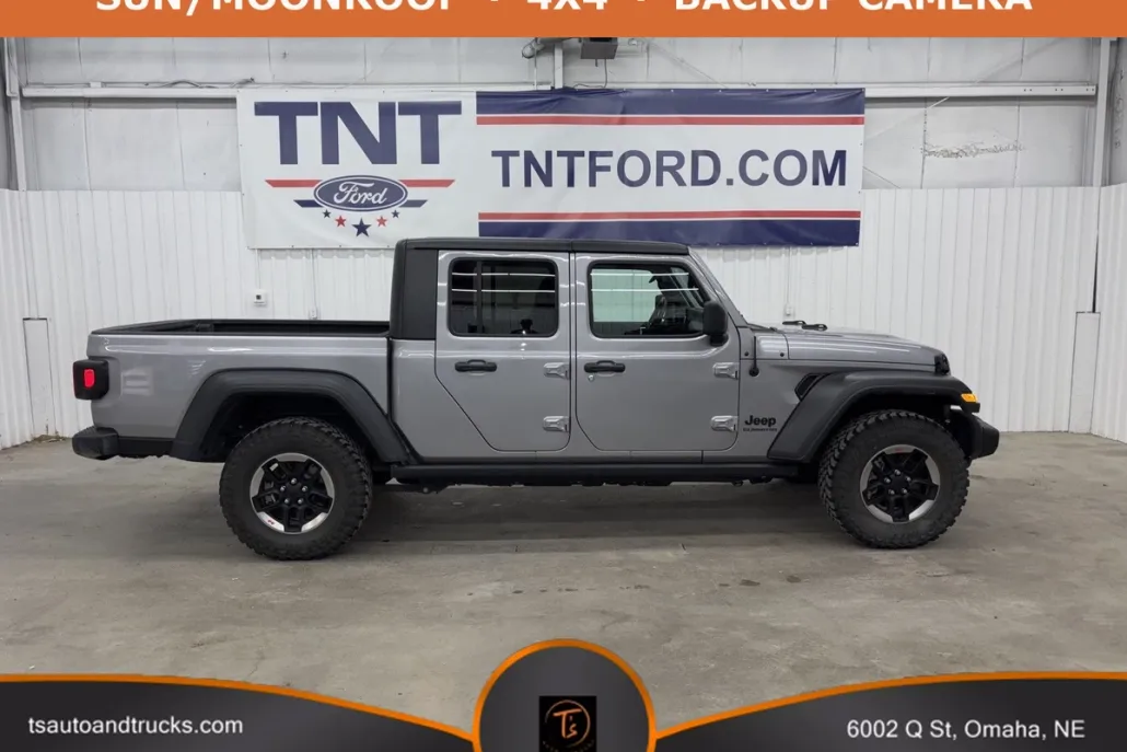 2020 Jeep Gladiator Sport photo 1
