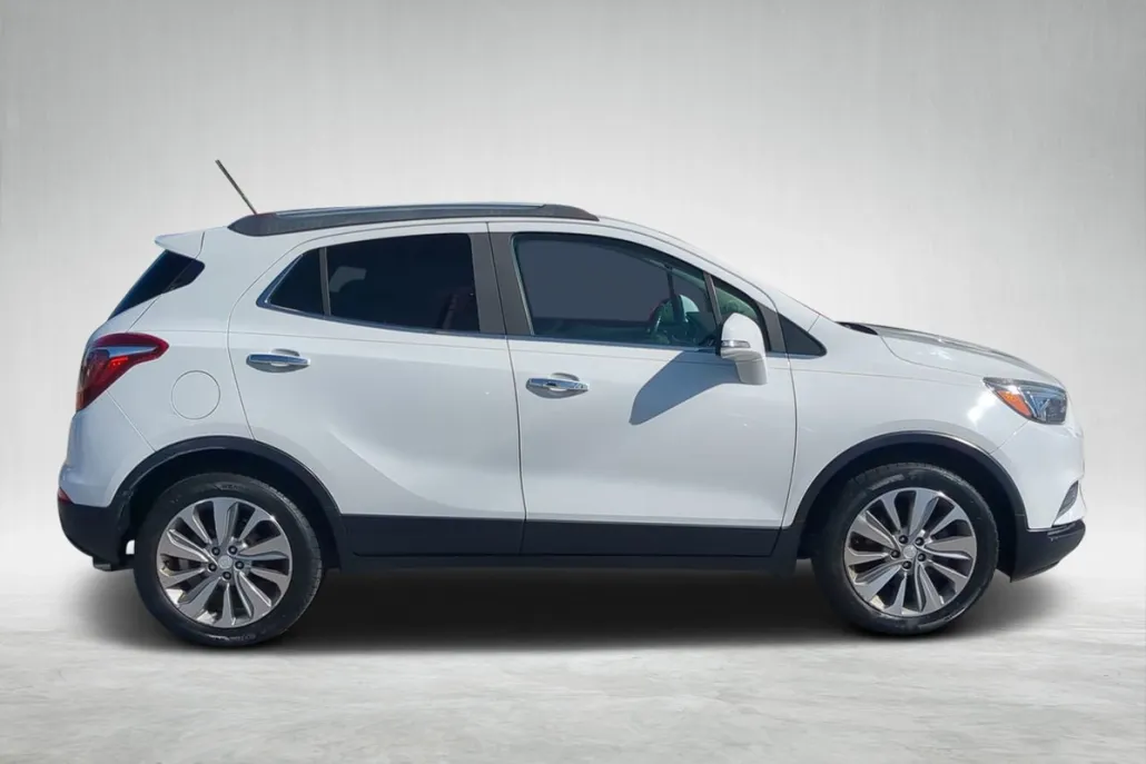2018 Buick Enclave Essence photo 1