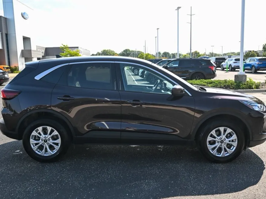 2023 Ford Escape Active photo 1