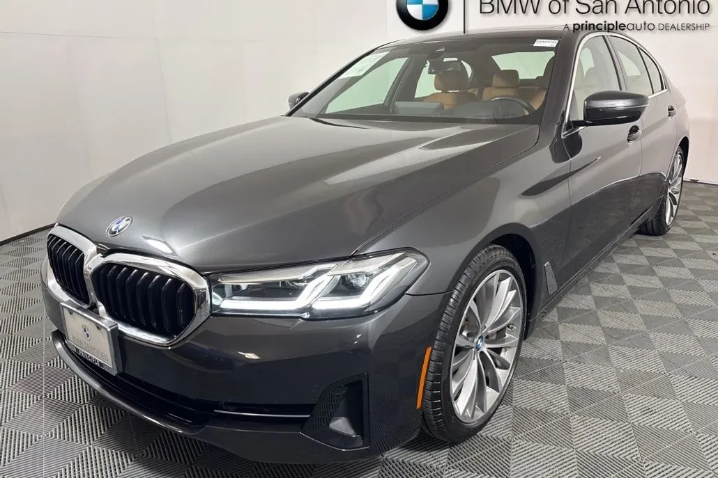 2022 Bmw 530i photo 1