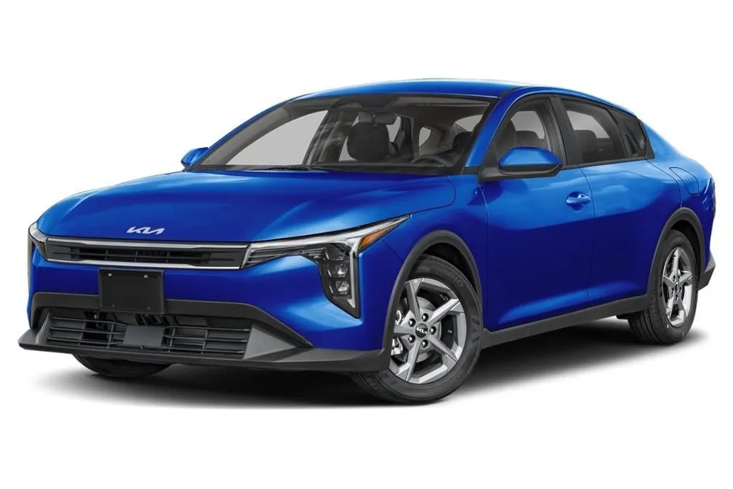 2025 Kia K4 LXS photo 1