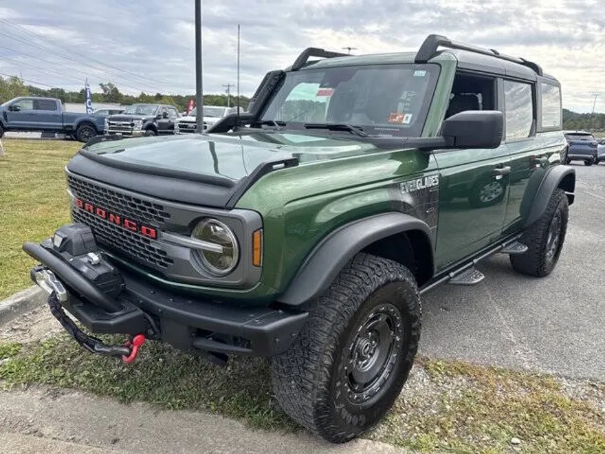 2024 Ford Bronco Everglades photo 1