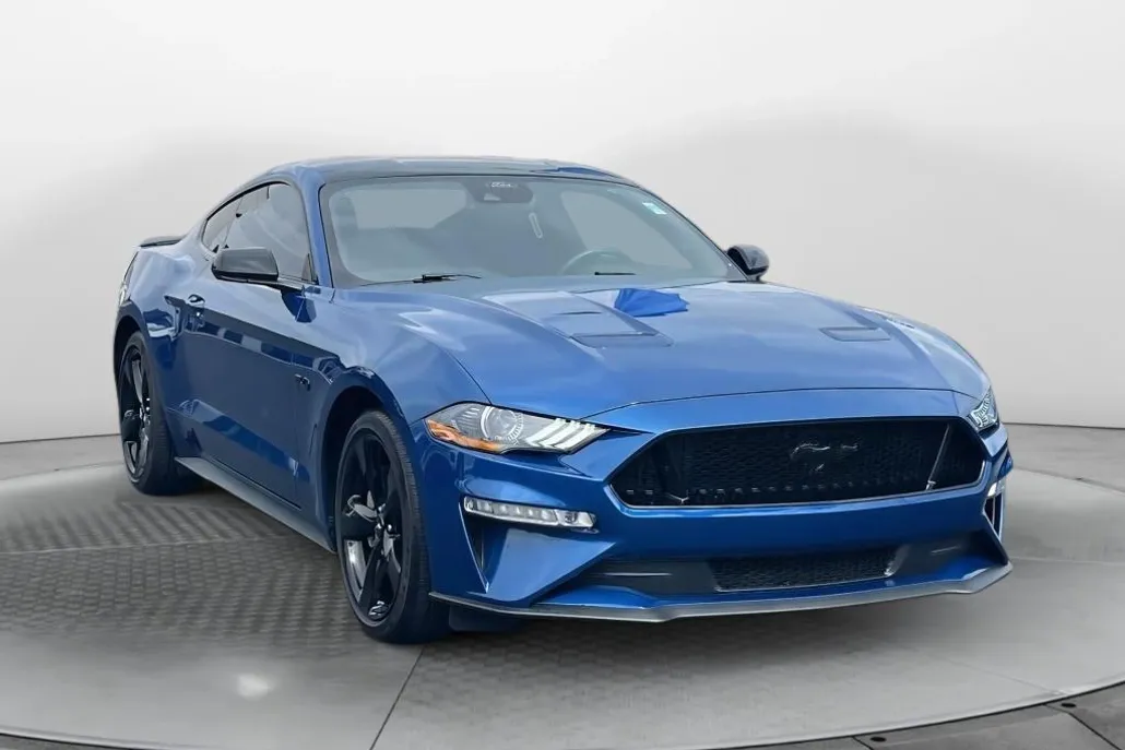 2023 Ford Mustang GT Premium photo 1
