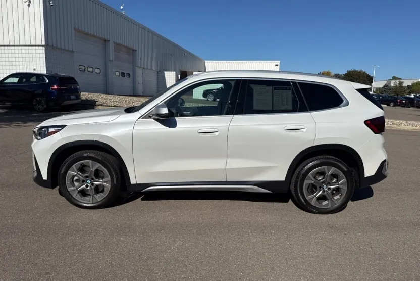 2024 Bmw X1 XDrive28i photo 1