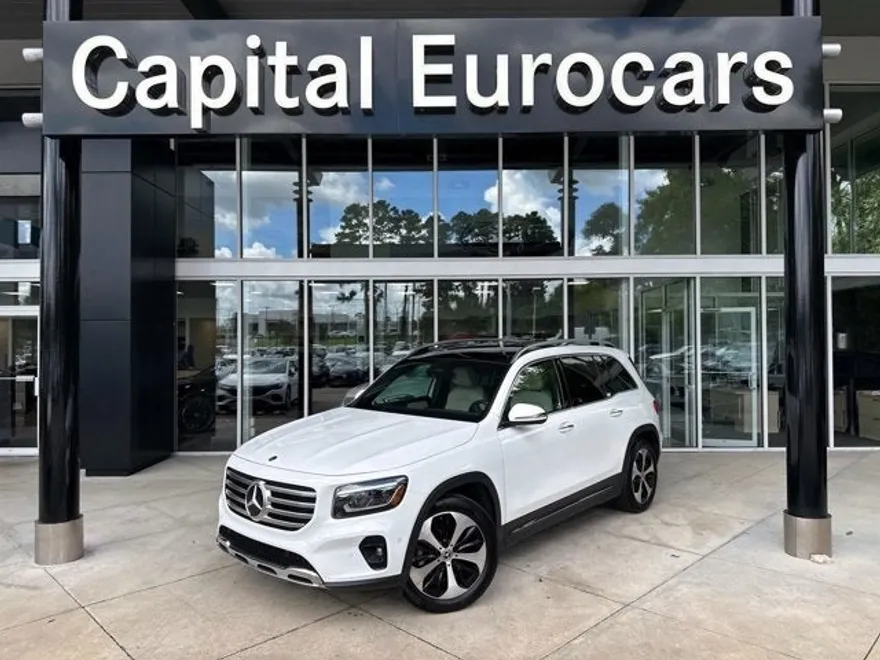 2024 Mercedes Benz GLB 250 photo 1