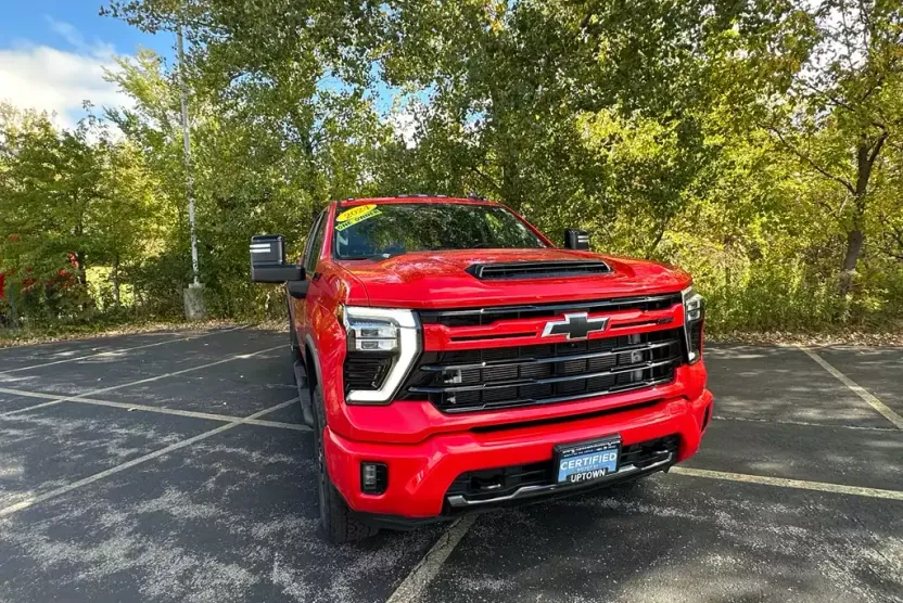 2024 Chevrolet Silverado 2500HD LT photo 1