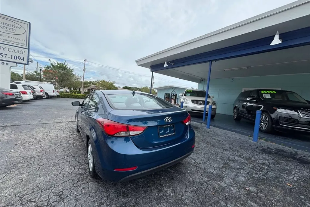 2016 Hyundai Elantra SE Value Edition Sport Limited photo 1