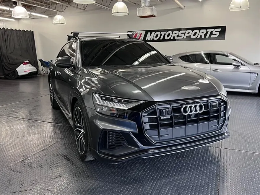 2019 Audi Q8 line Prestige photo 1