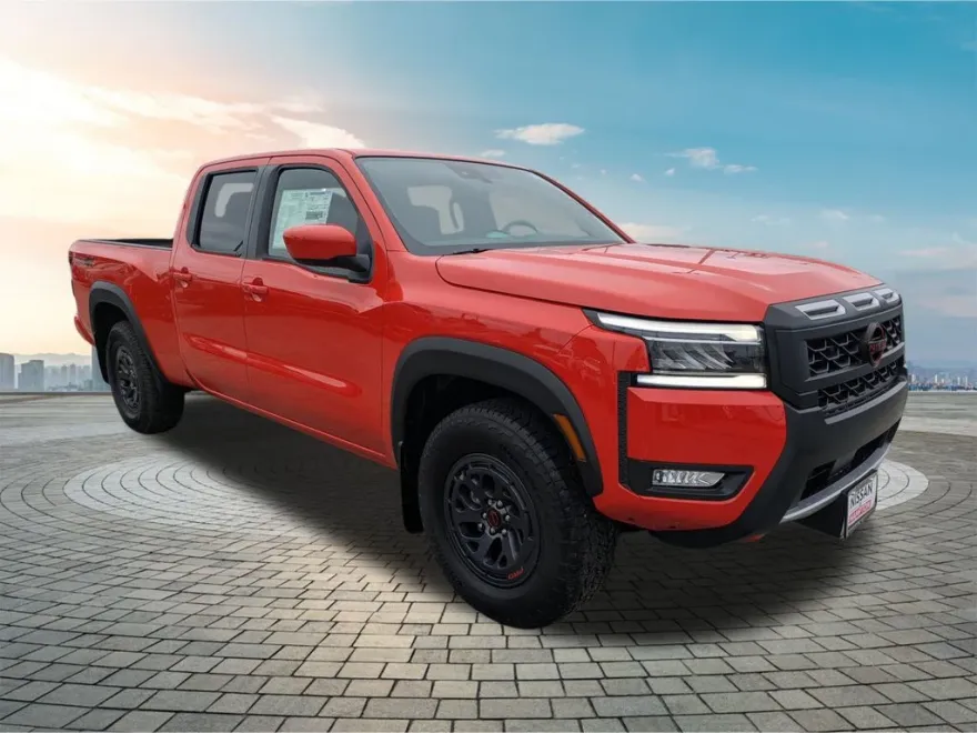 2025 Nissan Frontier Crew Cab PRO-4X photo 1